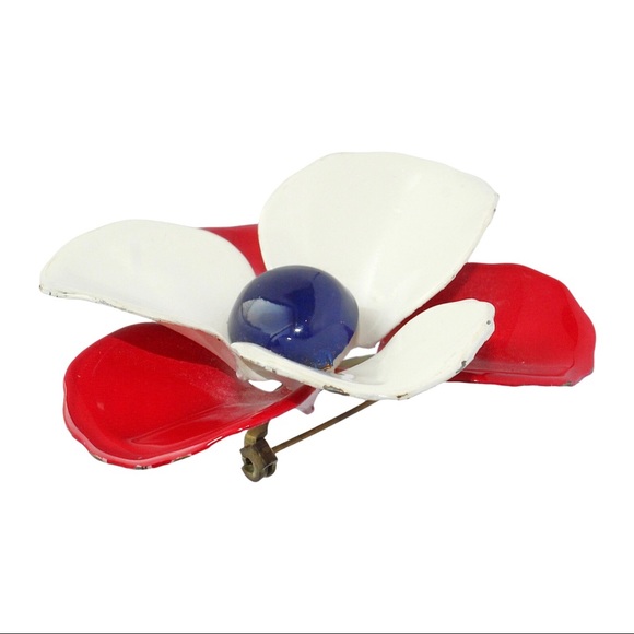 Vintage Patriotic Flower Brooch Red White Blue Enamel Large Floral Retro 1960s - Picture 2 of 5